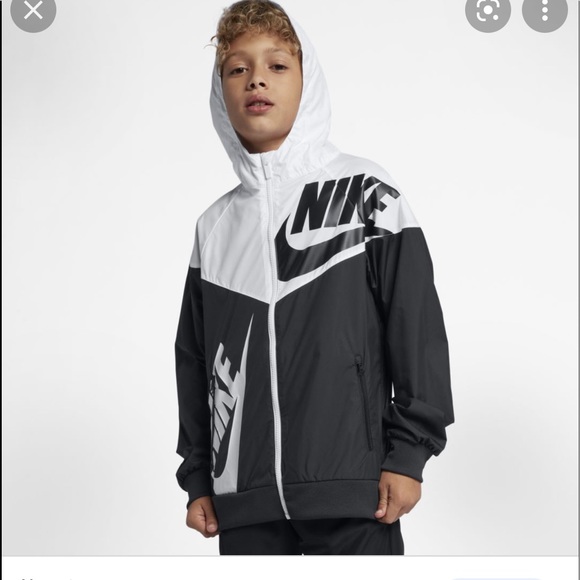 Nike boys windbreaker jacket - Picture 2 of 7